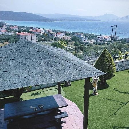 Villa Christine - Maisonettes With Fireplace Alivérion Exterior foto