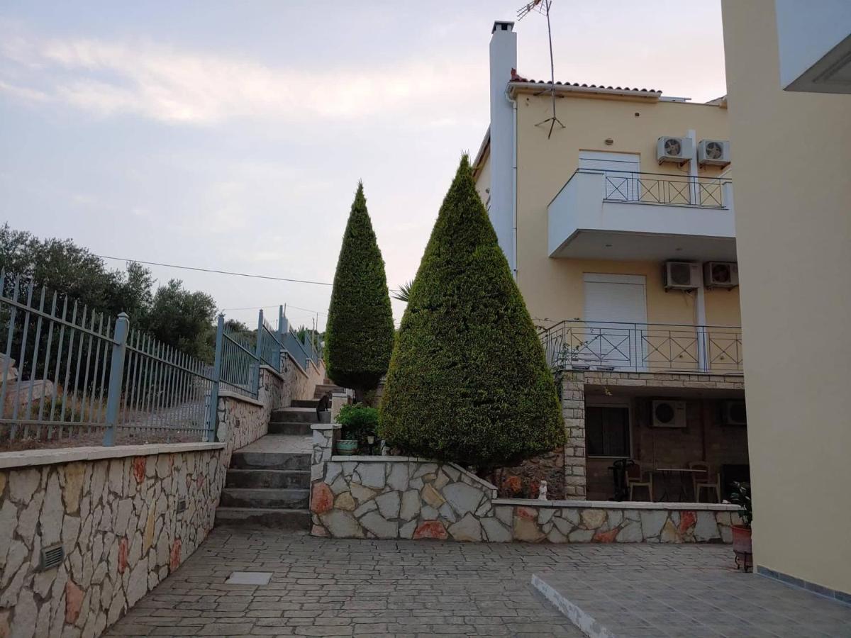 Villa Christine - Maisonettes With Fireplace Alivérion Exterior foto